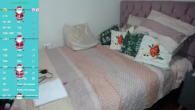 cristin doll  online show from 12/31/24, 08:56