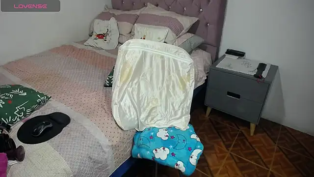 cristin doll  online show from 01/09/25, 07:18