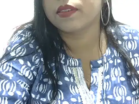 Snapshot of ROSEE_MERRYYYY chatting on 12/24/24, 01:28 ROSEE MERRYYYY online show from 12/24/24, 01:28