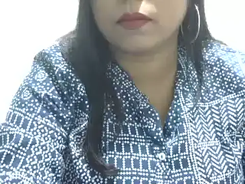 Snapshot of ROSEE_MERRYYYY chatting on 01/01/25, 12:55 ROSEE MERRYYYY online show from 01/01/25, 12:55