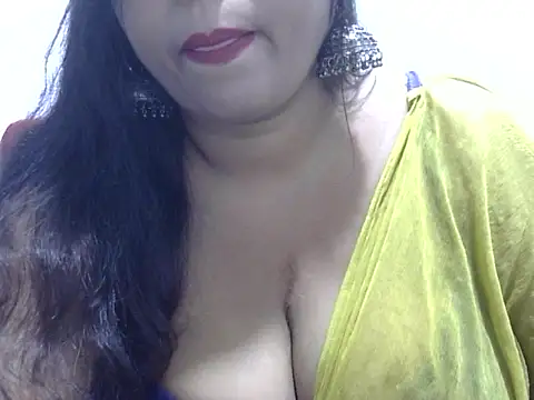 Snapshot of ROSEE_MERRYYYY chatting on 09/20/25, 12:39 ROSEE MERRYYYY online show from 09/20/25, 12:39