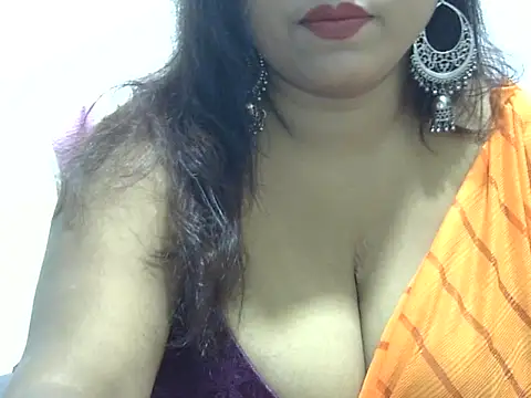 Snapshot of ROSEE_MERRYYYY chatting on 10/11/25, 09:41 ROSEE MERRYYYY online show from 10/11/25, 09:41