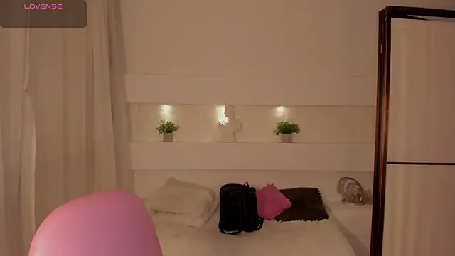 AshleyRoys online show from 03/10/25, 03:41