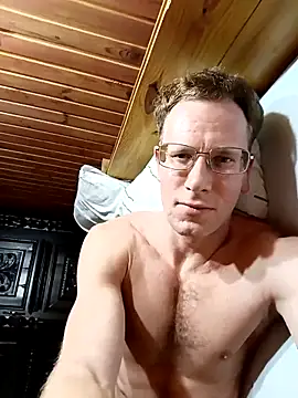 Snapshot of yatshen chatting on 12/25/24, 01:31 yatshen online show from 12/25/24, 01:31