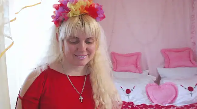 SunnySylvia online show from 02/04/25, 06:57