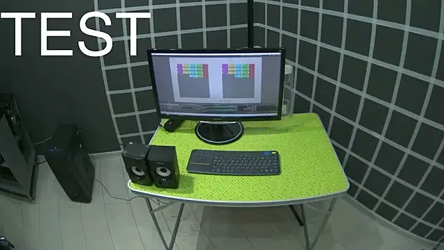 Snapshot of yodaModel1 chatting on 12/18/25, 01:39 yodaModel1 online show from 12/18/25, 01:39