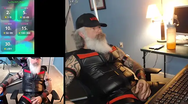 Snapshot of njdbear chatting on 12/01/24, 09:48 njdbear online show from 12/01/24, 09:48