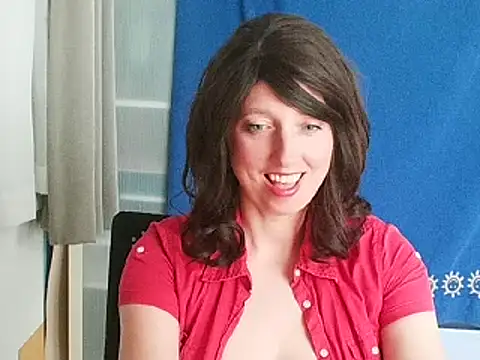 Snapshot of hotdestany chatting on 03/12/25, 03:07 hotdestany online show from 03/12/25, 03:07