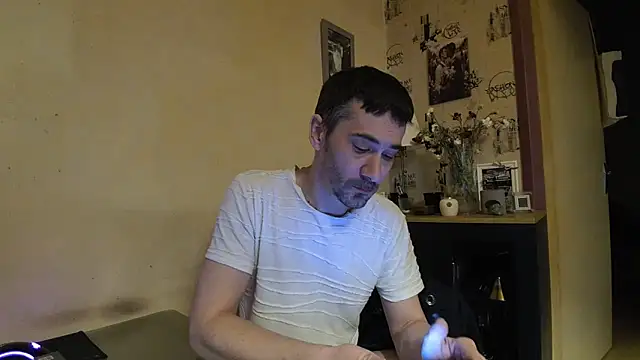 Ethangay online show from 12/15/25, 11:25