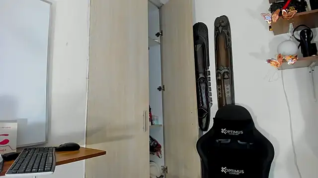 Snapshot of sashasweethot chatting on 11/23/25, 09:31 sashasweethot online show from 11/23/25, 09:31