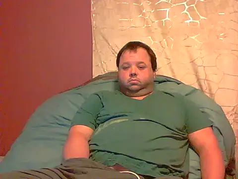 Strongbutgentle36 online show from 10/21/25, 07:53