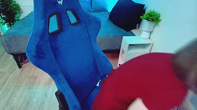 CranberryHot online show from 12/21/25, 09:38