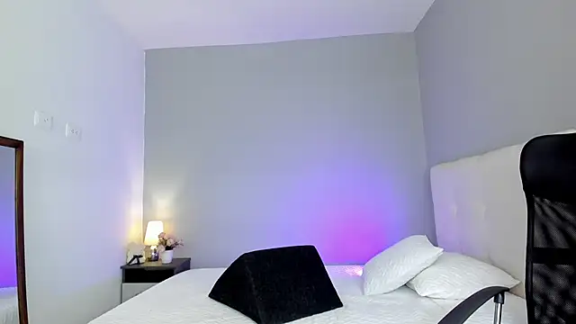 NataliaBuiles online show from 03/12/25, 05:28