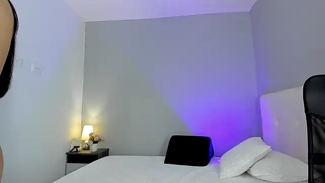 NataliaBuiles online show from 03/13/25, 08:32