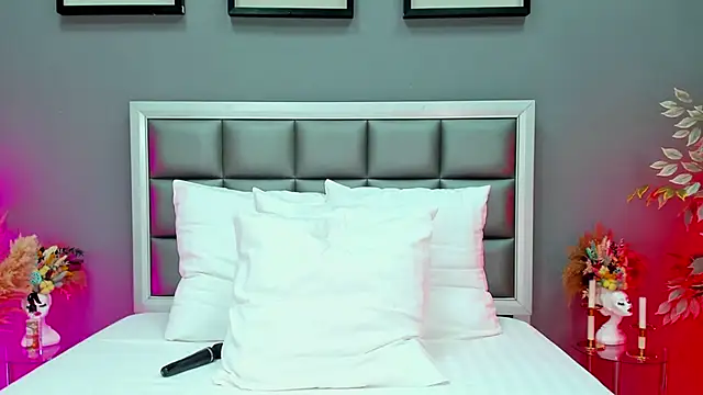 Rachel Quinn  online show from 03/06/25, 04:41