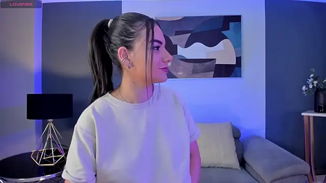 Snapshot of MorganHicks chatting on 02/07/25, 07:17 MorganHicks online show from 02/07/25, 07:17