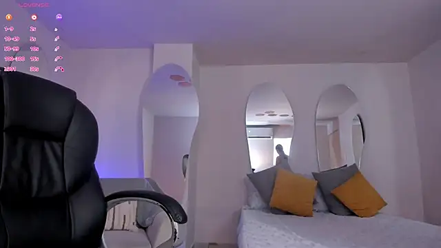 Snapshot of MorganHicks chatting on 02/12/25, 09:54 MorganHicks online show from 02/12/25, 09:54