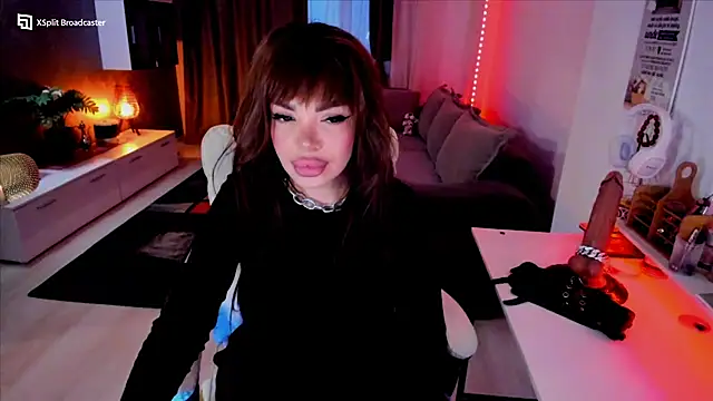 Snapshot of Miss_kay1111 chatting on 01/10/26, 02:52 Miss kay1111 online show from 01/10/26, 02:52