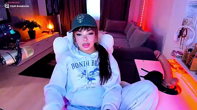 Snapshot of Miss_kay1111 chatting on 03/10/26, 04:01 Miss kay1111 online show from 03/10/26, 04:01