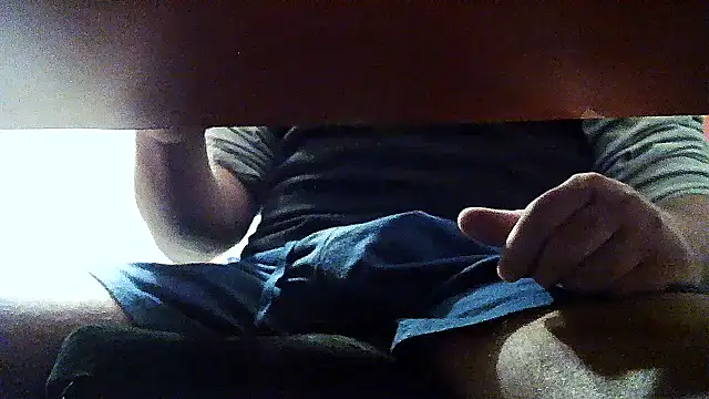 Snapshot of opreatiby chatting on 11/19/25, 04:40 opreatiby online show from 11/19/25, 04:40