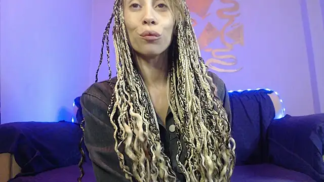 DIOSAHONEY online show from 05/09/26, 11:21