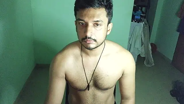 Snapshot of daringcutie chatting on 05/21/26, 12:17 daringcutie online show from 05/21/26, 12:17
