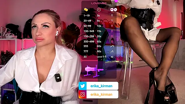 Snapshot of Erika_Kirman chatting on 09/25/25, 12:09 Erika Kirman online show from 09/25/25, 12:09