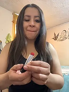 latinfemale online show from 05/07/26, 09:20