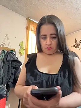 latinfemale online show from 05/12/26, 08:06