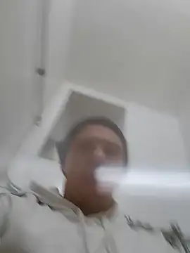 Snapshot of Pavelbure77 chatting on 11/21/25, 06:39 Pavelbure77 online show from 11/21/25, 06:39