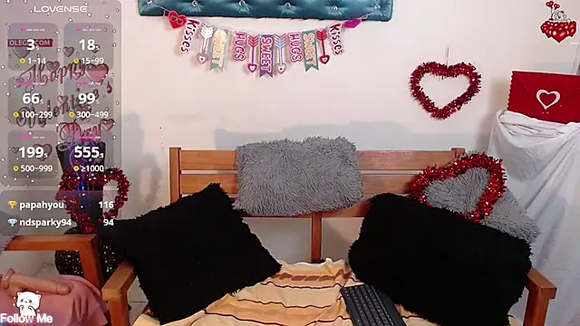 Snapshot of DestinyHills chatting on 02/13/25, 03:56 DestinyHills online show from 02/13/25, 03:56