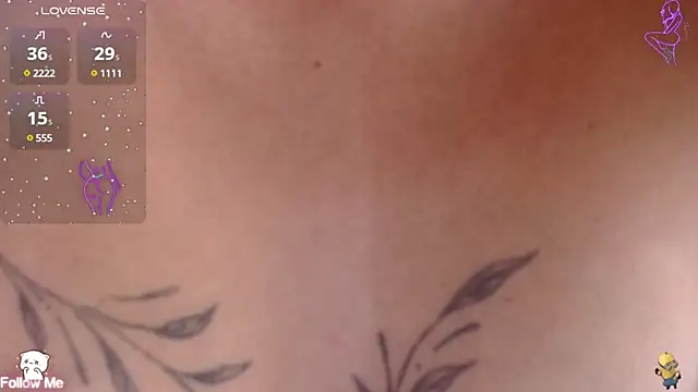 Snapshot of DestinyHills chatting on 03/06/25, 03:24 DestinyHills online show from 03/06/25, 03:24