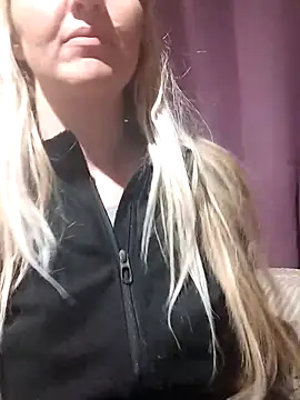 Snapshot of Mllesha74000 chatting on 01/18/26, 06:55 Mllesha74000 online show from 01/18/26, 06:55