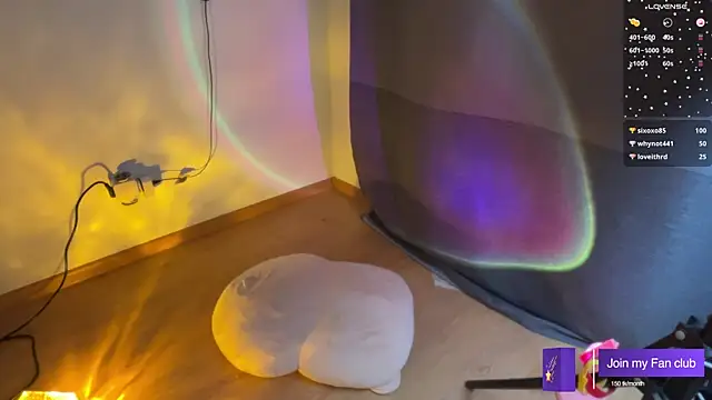 aesthetic boyy online show from 12/02/24, 11:51