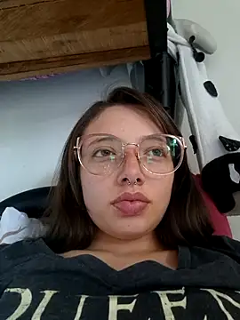 linda-schmidt online show from 10/18/25, 08:20