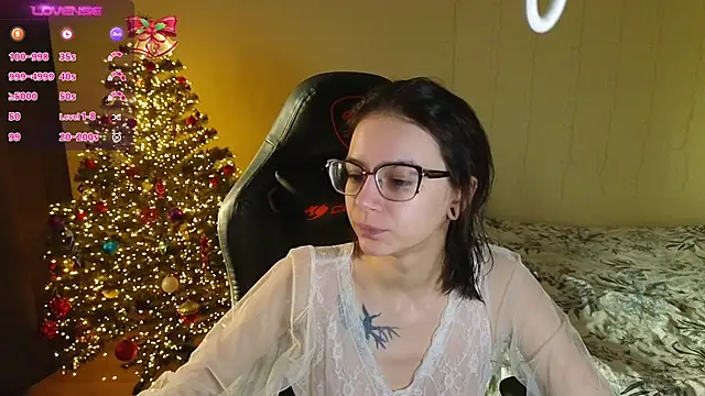 Snapshot of alyssa_sweet chatting on 12/25/24, 05:26 alyssa sweet online show from 12/25/24, 05:26