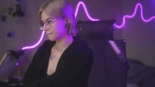 alyssa sweet online show from 05/13/26, 03:04