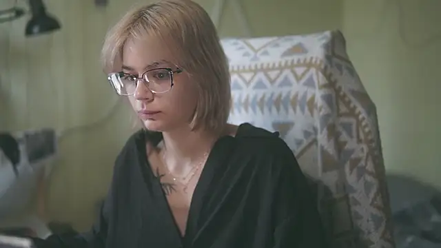 alyssa sweet online show from 06/26/26, 05:45