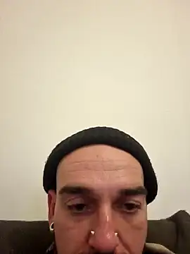 sequoiah01 online show from 01/17/25, 08:13