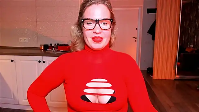 HotTiffani online show from 10/09/25, 05:55