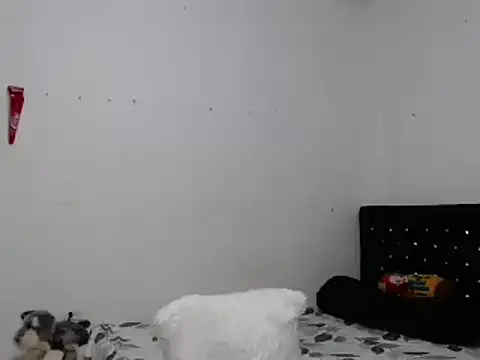 venuz mendoza20 online show from 02/15/25, 12:43