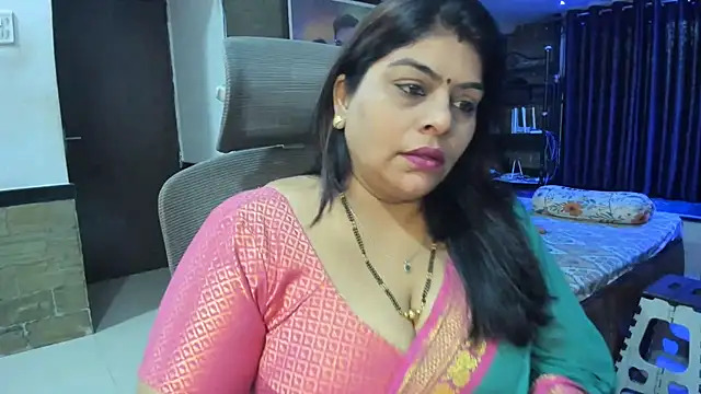 tarivishu23 online show from 02/14/25, 01:45