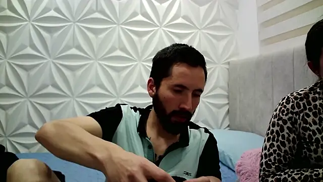 jerryandjessica online show from 12/20/24, 06:29