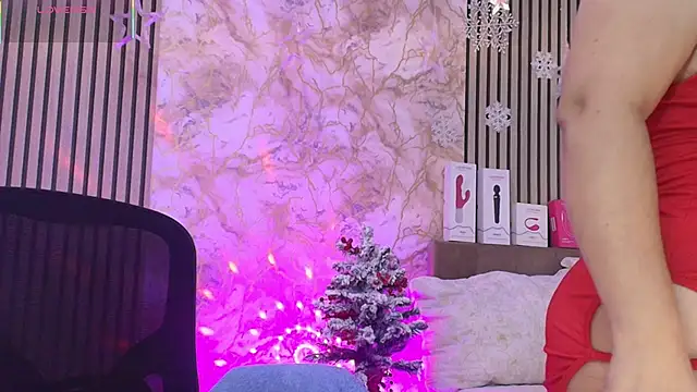 Snapshot of JuliRamirez chatting on 12/15/25, 11:25 JuliRamirez online show from 12/15/25, 11:25