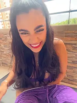 emma andrew1 online show from 12/15/25, 04:11