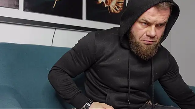 Snapshot of Tommy_Burnz chatting on 03/07/25, 02:46 Tommy Burnz online show from 03/07/25, 02:46