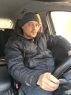 Snapshot of DanielOhCool chatting on 02/26/25, 11:09 DanielOhCool online show from 02/26/25, 11:09