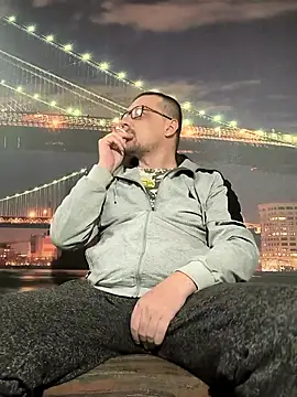 Snapshot of DanielOhCool chatting on 03/02/25, 07:34 DanielOhCool online show from 03/02/25, 07:34