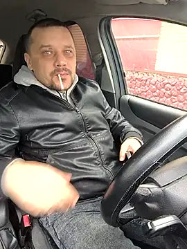 Snapshot of DanielOhCool chatting on 03/05/25, 01:50 DanielOhCool online show from 03/05/25, 01:50