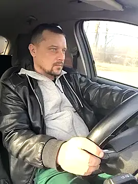 Snapshot of DanielOhCool chatting on 03/09/25, 01:15 DanielOhCool online show from 03/09/25, 01:15